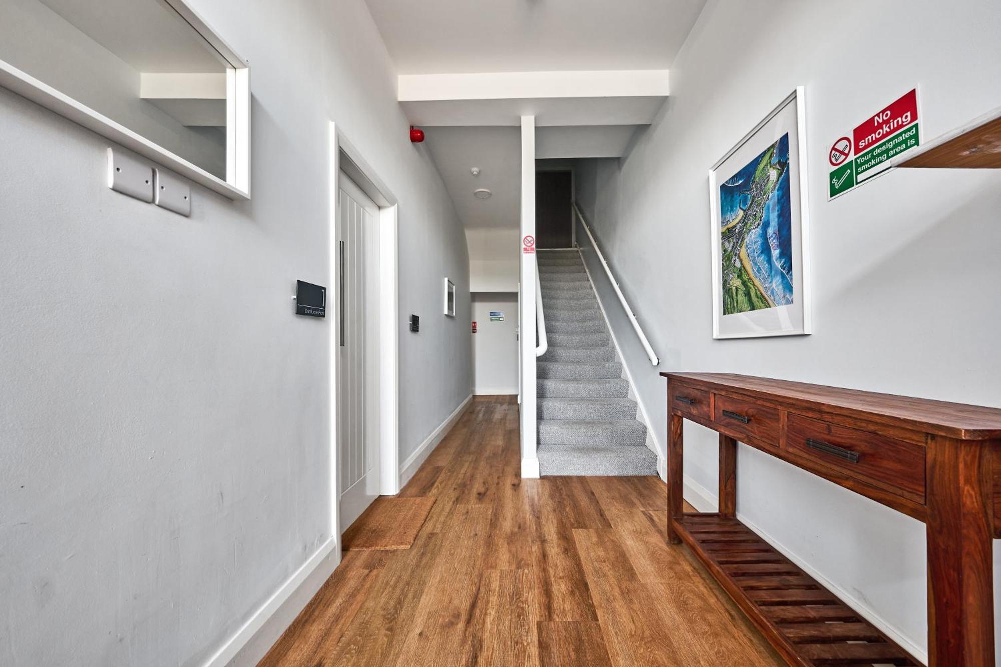 1 Dunluce Park - Portrush By The Sea Apartment Ngoại thất bức ảnh