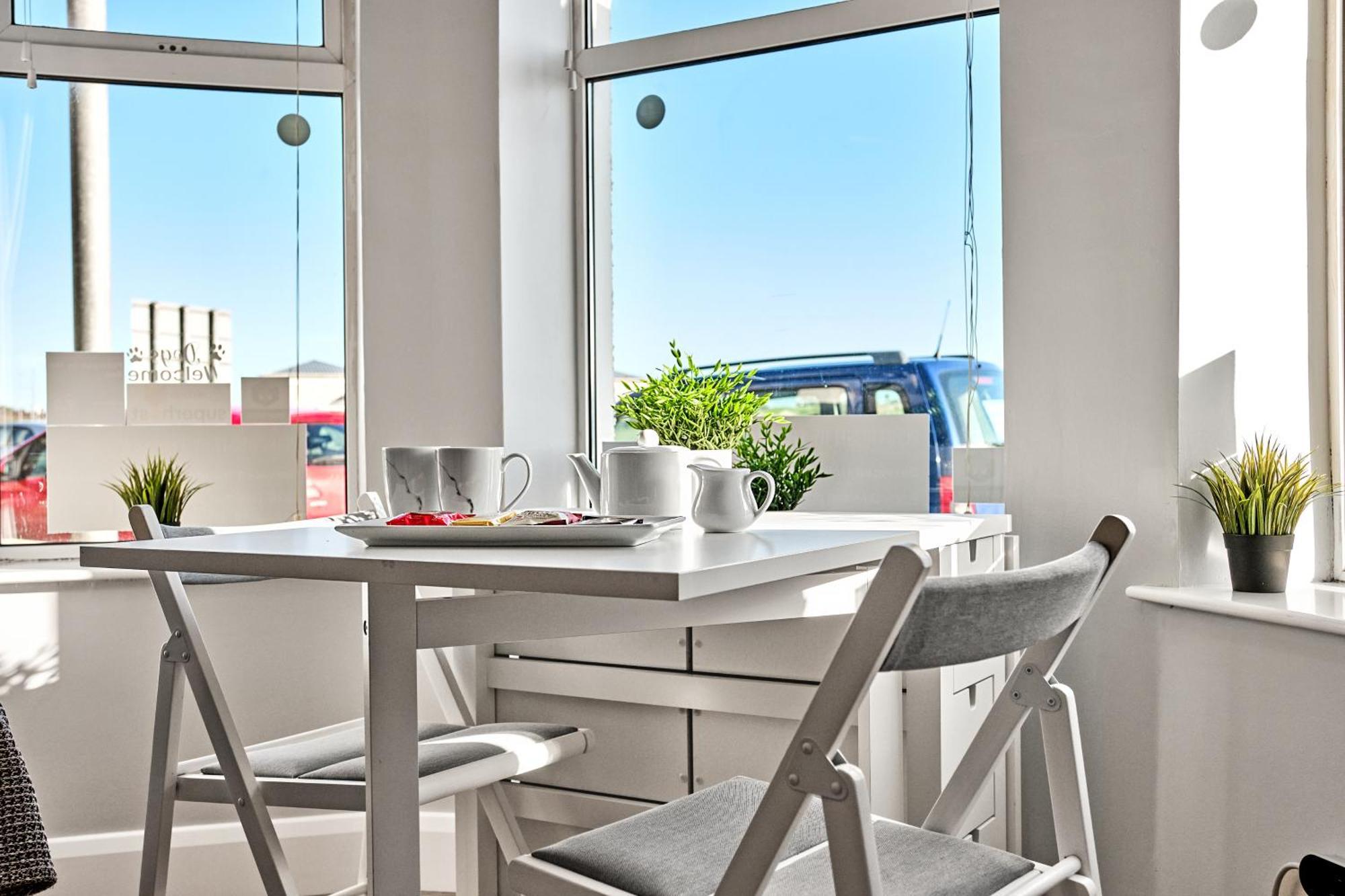 1 Dunluce Park - Portrush By The Sea Apartment Ngoại thất bức ảnh