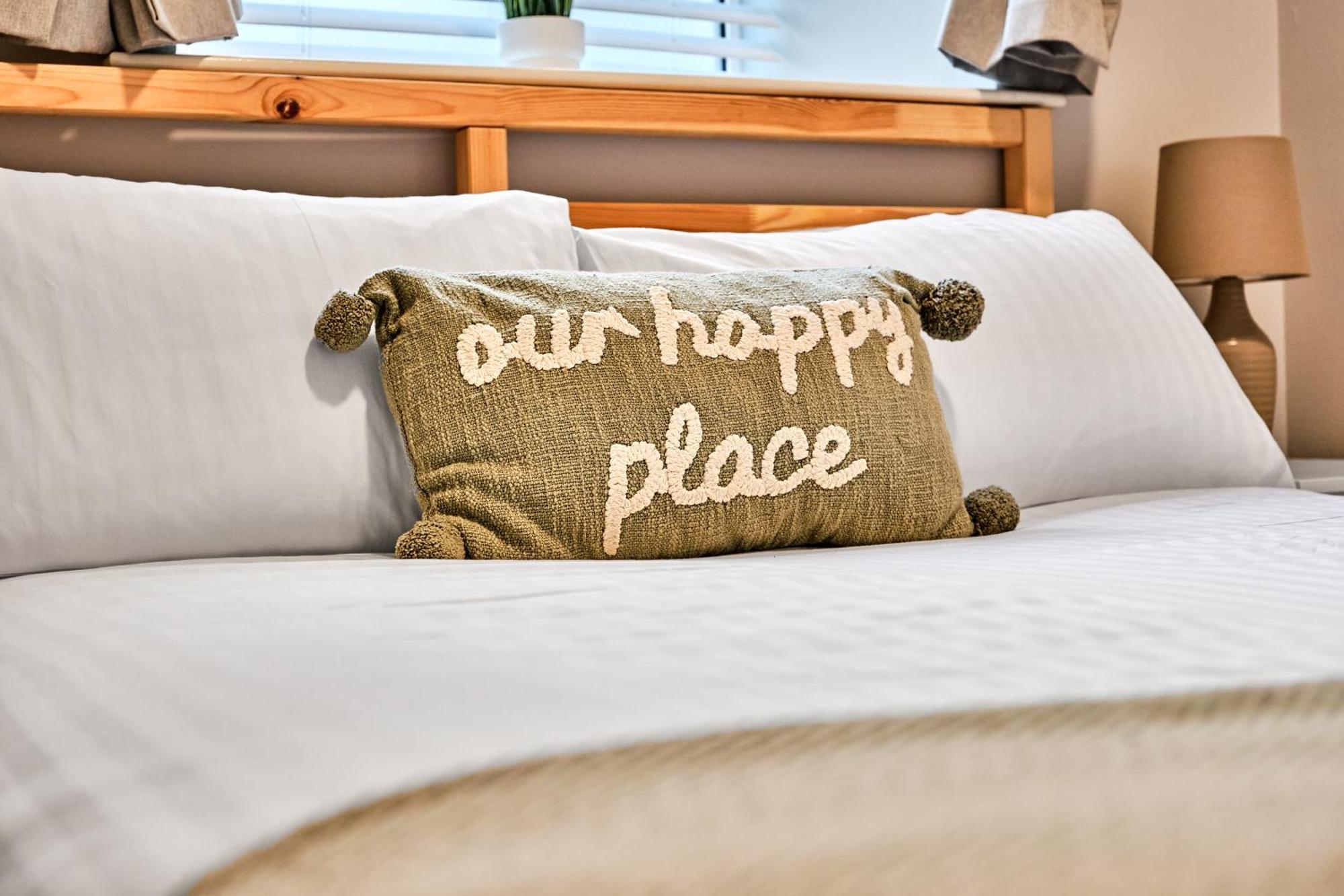 1 Dunluce Park - Portrush By The Sea Apartment Ngoại thất bức ảnh