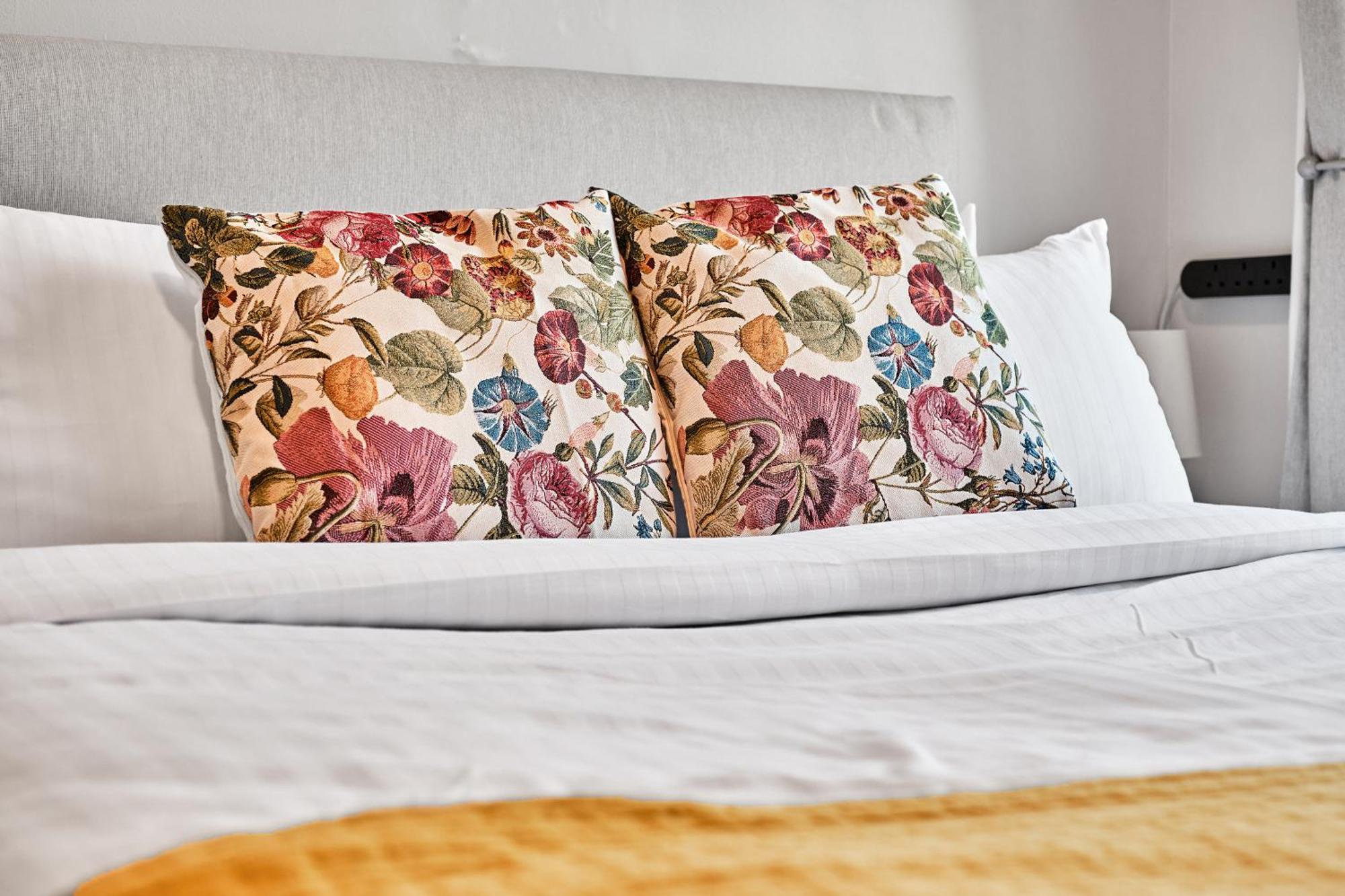 1 Dunluce Park - Portrush By The Sea Apartment Ngoại thất bức ảnh