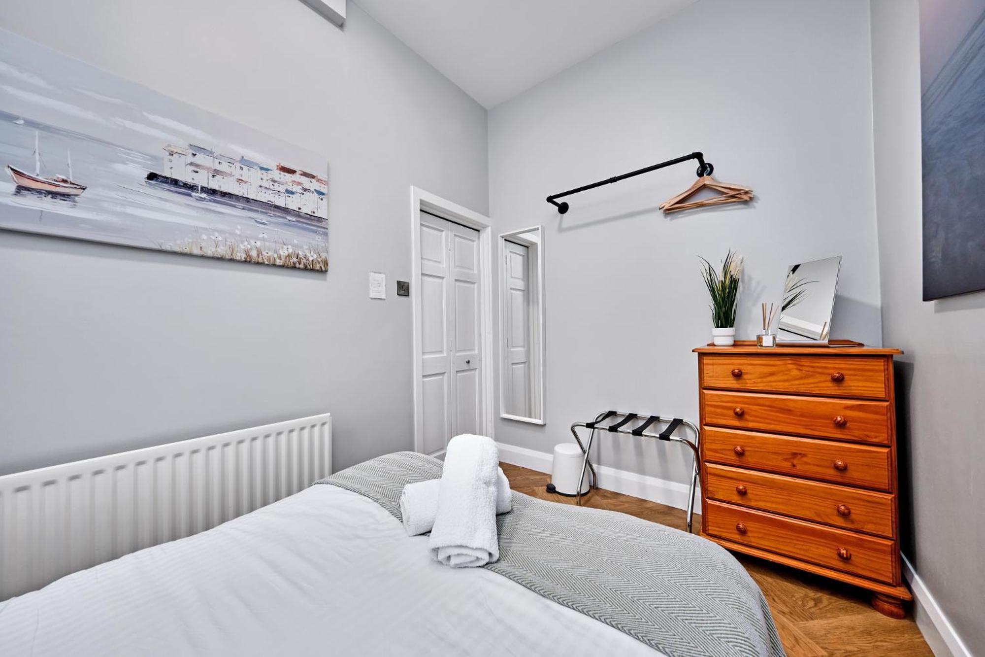 1 Dunluce Park - Portrush By The Sea Apartment Ngoại thất bức ảnh